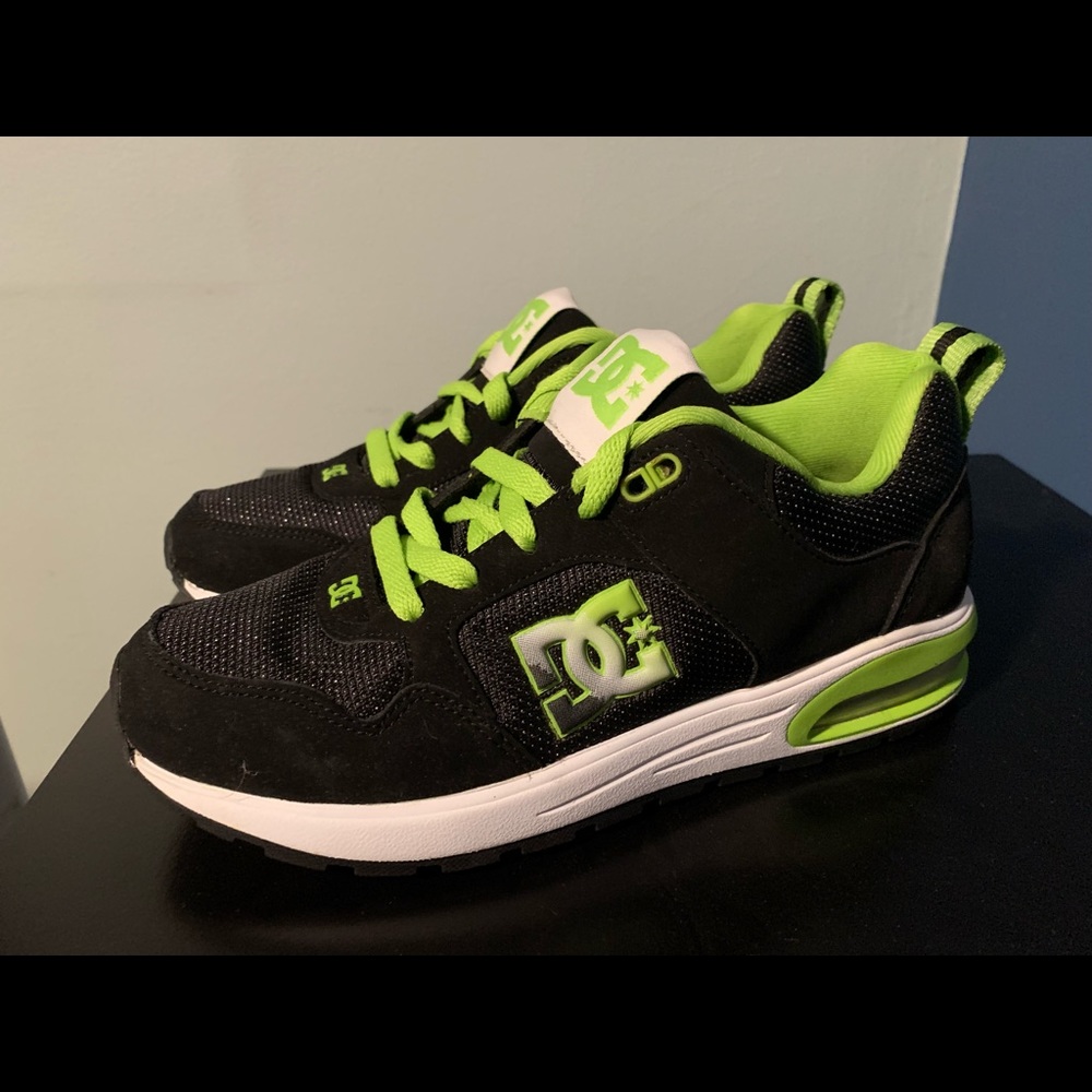 DC juniors unisex shoes